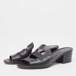 مملوكة مسبقًا Hermes Black Leather Mona Sandals Size 36.5