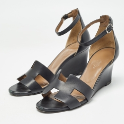 مملوكة مسبقًا Hermes Black Leather Legend Wedge Sandals Size 37