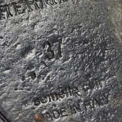 مملوكة مسبقًا Hermes Black Leather Legend Wedge Sandals Size 37