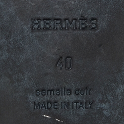 مملوكة مسبقًا Hermes Metallic Leather Oran Flat Slides Size 40