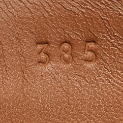 مملوكة مسبقًا Hermes Tan Leather Chypre Slides Size 38.5