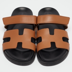 مملوكة مسبقًا Hermes Tan Leather Chypre Slides Size 38.5