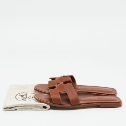 Pre Owned Hermes Brown Leather Oran Sandals Size 39