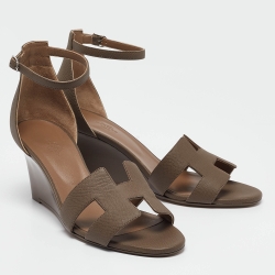 مملوكة مسبقًا صندل هيرمس نعل روكى سير كاحل ليجند جلد بنى مقاس 38