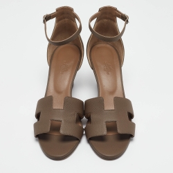 مملوكة مسبقًا صندل هيرمس نعل روكى سير كاحل ليجند جلد بنى مقاس 38