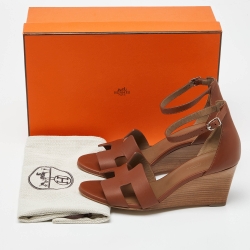 مملوكة مسبقًا Hermes Brown Leather Legend Wedge Sandals Size 38.5