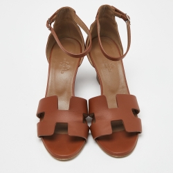 مملوكة مسبقًا Hermes Brown Leather Legend Wedge Sandals Size 38.5