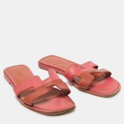 Pre Owned Hermes Pink/Orange Leather Oran Flat Slides Size 36.5