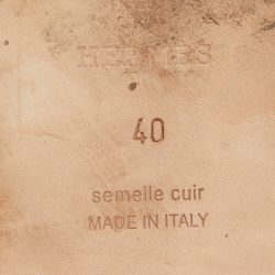 مملوكة مسبقًا Hermes Pink Leather Oran Flat Slides Size 40