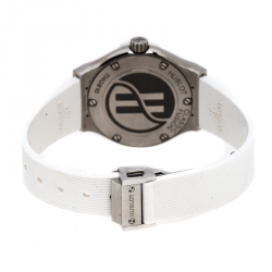 Hublot White Titanium and Stainless Steel Diamond Classic Fushion Women's Wristwatch 33 MM