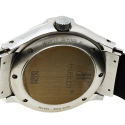 Hublot Burgundy Stainless Steel Classic MDM 1831.1 Unisex Wristwatch 40 mm