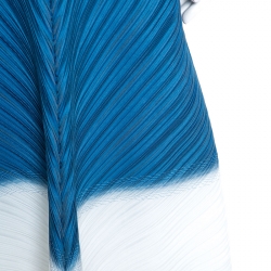 Pre Owned Issey Miyake Blue Creme Diagonal Pleated Sleeveless Dress S