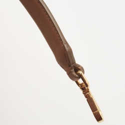 مملوكة مسبقًا Jacquemus Brown Nubuck Leather Le Bambinou Top Handle Bag