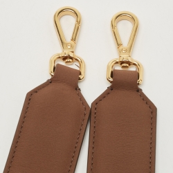 مملوكة مسبقًا Jacquemus Brown Nubuck Leather Le Bambinou Top Handle Bag