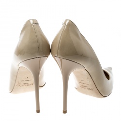 Pre Owned حذاء كعب عالي جيمي تشو مقدمة مدببة ابل جلد لامع بيج مقاس 41