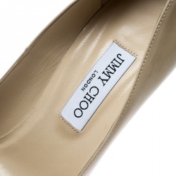 Pre Owned حذاء كعب عالي جيمي تشو مقدمة مدببة ابل جلد لامع بيج مقاس 41