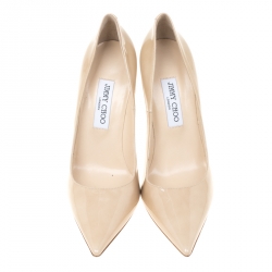 مملوكة مسبقًا حذاء كعب عالي جيمي تشو مقدمة مدببة ابل جلد لامع بيج مقاس 41