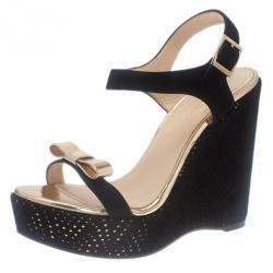 مملوكة مسبقًا Jimmy Choo Black and Gold Nice Wedge Sandals Size 39.5