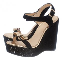 مملوكة مسبقًا Jimmy Choo Black and Gold Nice Wedge Sandals Size 39.5