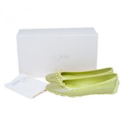 مملوكة مسبقًا Jimmy Choo Yellow Patent Walsh Ballet Flats Size 40