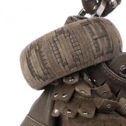 مملوكة مسبقًا حقيبة جيمي تشو مرصعة سويدي كبيرة سكاي