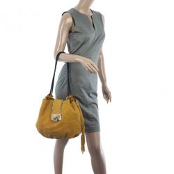 مملوكة مسبقًا Jimmy Choo Beige Leather &amp; Python Riki Hobo