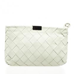 مملوكة مسبقًا Jimmy Choo White Leather Zulu Woven Clutch