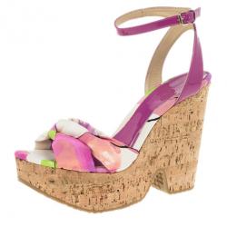 مملوكة مسبقًا Jimmy Choo Purple Gleam Printed Cork Wedge Sandals Size 41