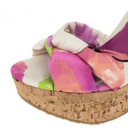 مملوكة مسبقًا Jimmy Choo Purple Gleam Printed Cork Wedge Sandals Size 41
