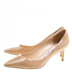 مملوكة مسبقًا حذاء كعب عالي جيمي تشو رومي  جلد بيج لامع مقدمة مدببة مقاس 37