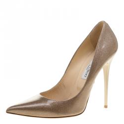 مملوكة مسبقًا حذاء كعب عالي جيمي تشو ابيل بمقدمة مدببة جلد لامع بيج لامع مقاس 41