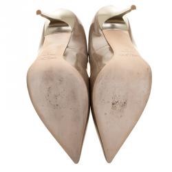 مملوكة مسبقًا حذاء كعب عالي جيمي تشو ابيل بمقدمة مدببة جلد لامع بيج لامع مقاس 41