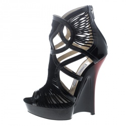 مملوكة مسبقًا بوت جيمي تشو إيميلي جلد أسود لامع نعل سميك روكي مقاس 38.5