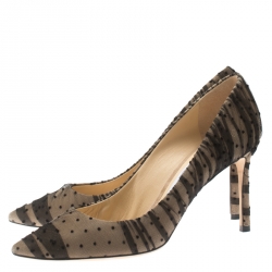 مملوكة مسبقًا Jimmy Choo Beige Suede And Black Mesh Romy Polka Dot Pointed Toe Pumps Size 38.5