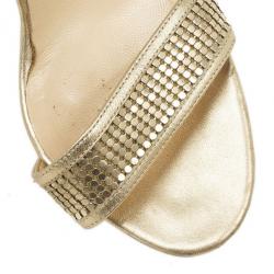 مملوكة مسبقًا صندل بحزام للكاحل جيمي تشو ذهبي مقاس 39