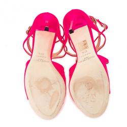 مملوكة مسبقًا Jimmy Choo Pink Patent Leather Lance Strappy Sandals Size 37.5