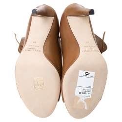 Pre Owned بوت للكاحل جيمي تشو ألترا سويدي/شبكة أسود مقدمة مفتوحة مقاس 39.5