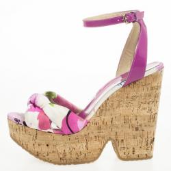 مملوكة مسبقًا Jimmy Choo Purple Gleam Printed Cork Wedge Sandals Size 40