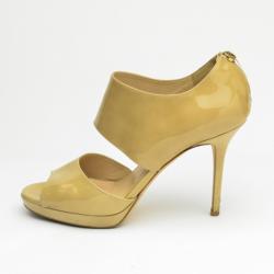 مملوكة مسبقًا Jimmy Choo Nude Patent Leather 'Private' Sandals Size 38