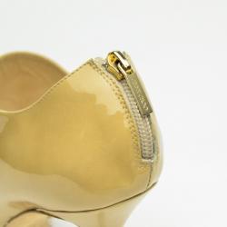 مملوكة مسبقًا Jimmy Choo Nude Patent Leather 'Private' Sandals Size 38