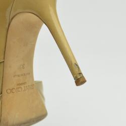 مملوكة مسبقًا Jimmy Choo Nude Patent Leather 'Private' Sandals Size 38