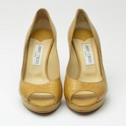مملوكة مسبقًا Jimmy Choo Snakeskin Nude Patent Peep Toe Pumps Size 39