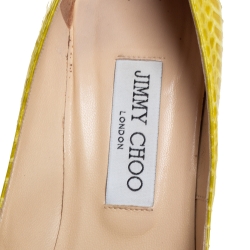 Pre Owned حذاء كعب عالي جيمي تشو ابيل مقدمة مدببة جلد ثعبان أصفر مقاس 38