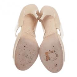 مملوكة مسبقًا صندل جيمي تشو برايفت جلد بيج لامع مقاس 39