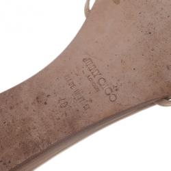 مملوكة مسبقًا صندل جيمي تشو جلد بيج لامع مسطح مقاس 40