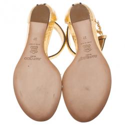 مملوكة مسبقًا صندل جيمي تشو شرائط جلد منقوشة باللون الذهبي مقاس 37