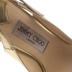 مملوكة مسبقًا صندل جيمي تشو جلد معدني ذهبي كلو كعب أمامي وفتحة خلفية للكعب مقاص 38.5