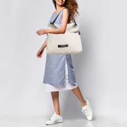 Pre Owned Karl Lagerfeld x Amber Valletta Light Beige Quilted Canvas K/Kushion Bag