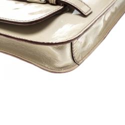 Pre Owned Kate Spade Off White Patent Leather Flicker Ellie Clutch