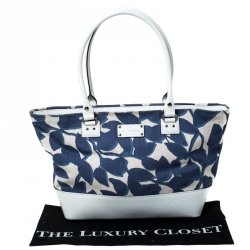 Pre Owned Kate Spade White/Blue Canvas and Leather Wellesley Hyacinth Leaves Harmony Tote